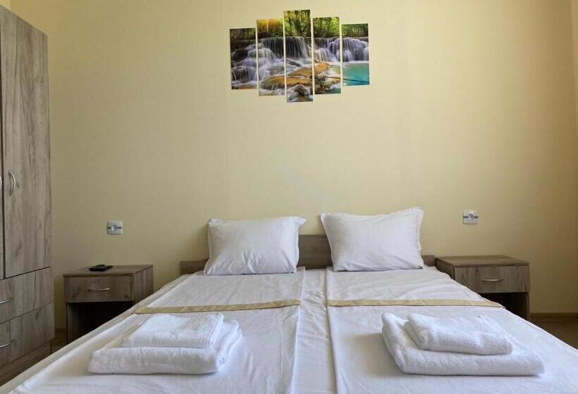 דירת חדר, Sunrise