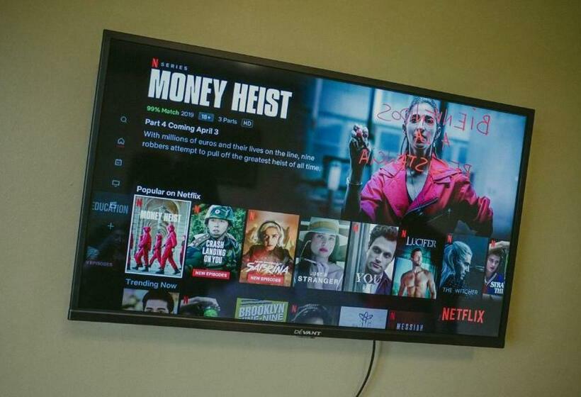 디럭스 룸, 2428 Suites