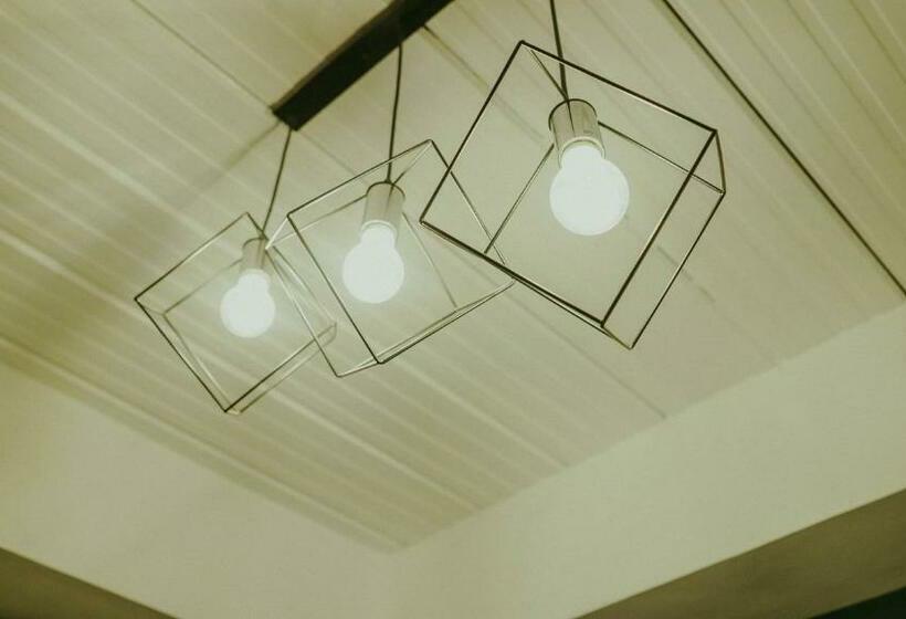 디럭스 룸, 2428 Suites