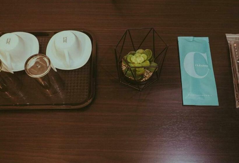 디럭스 룸, 2428 Suites