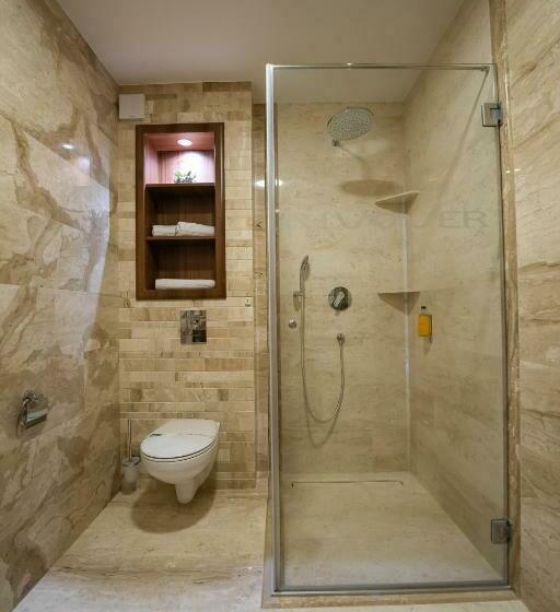 ジュニアスイート, River