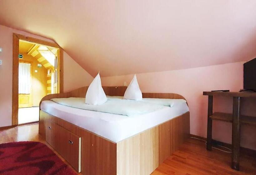 Апартаменты 1 Спальня с Балконом, Casa Petruta Dambovicioara
