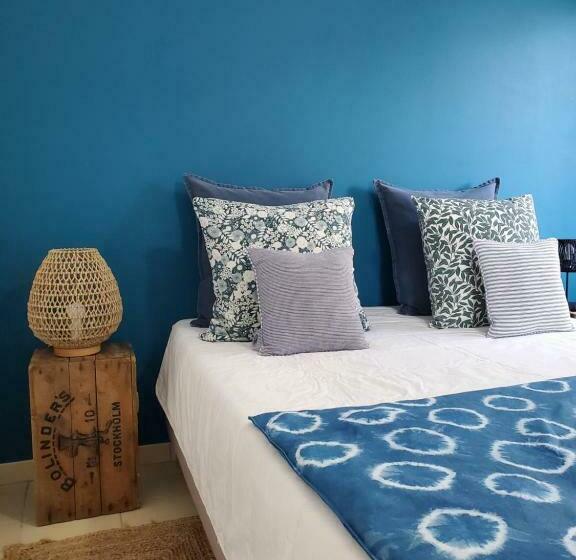 스탠다드 룸 산 전망, La Fontaine Au Loup