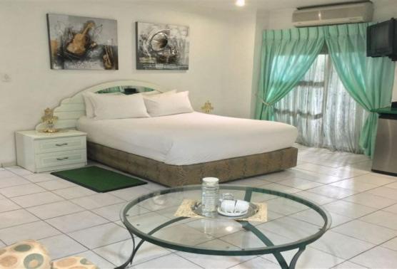 סטודיו סטנדרט, מיטה זוגית, Lenasia Guest Lodge