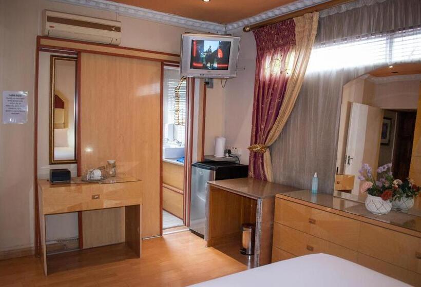 חדר סטנדרט עם מיטת קינג, Lenasia Guest Lodge