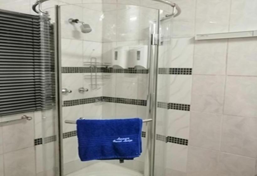 חדר משפתחתי סופריור, Lenasia Guest Lodge