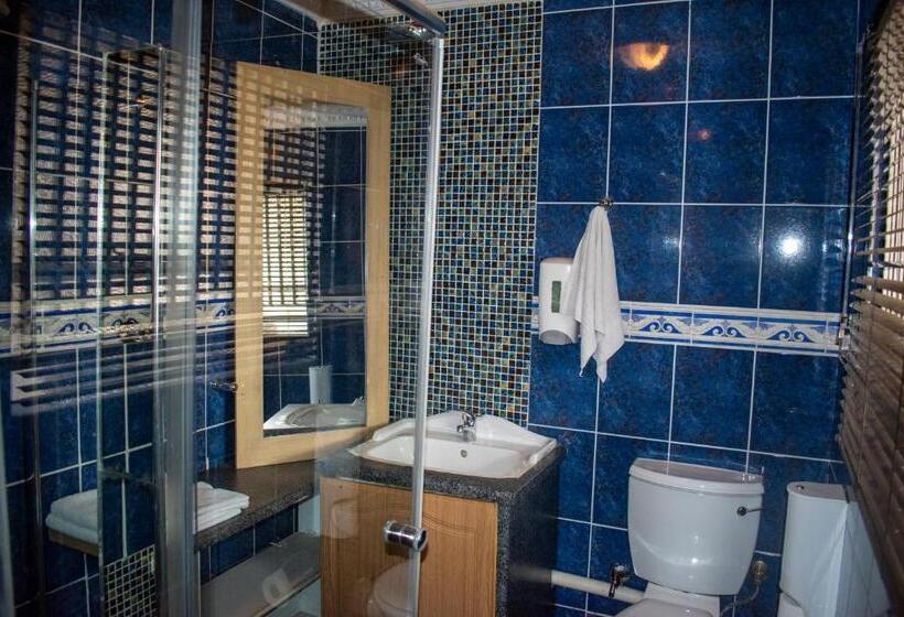 חדר אקונומי, Lenasia Guest Lodge