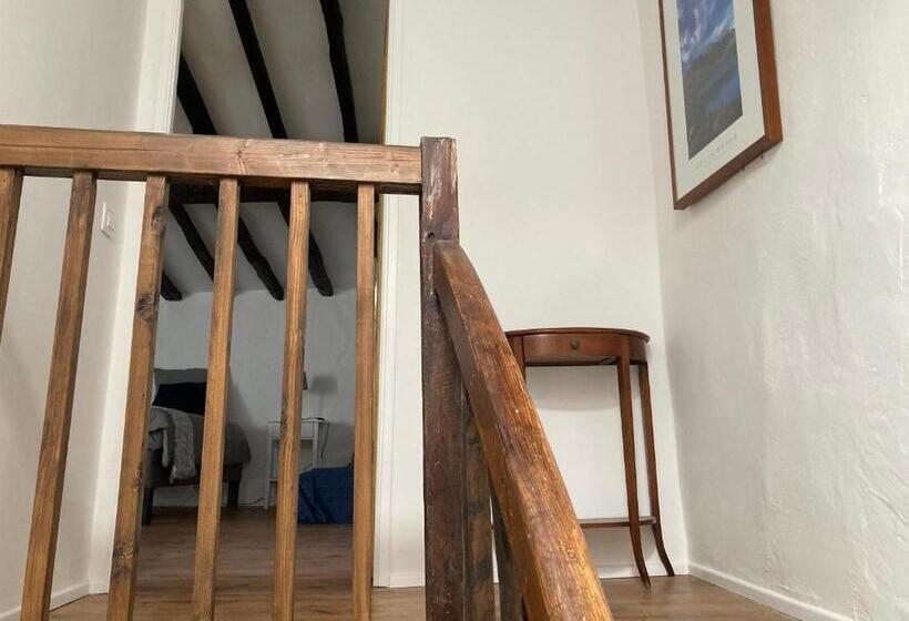 Номер Стандарт Трехместный, Les Deux Chevaux Chambres D’hôtes