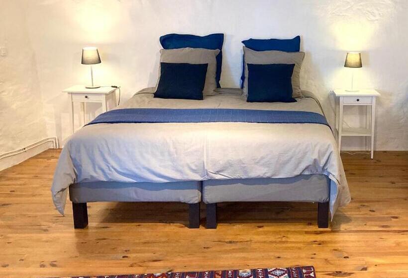 Номер Стандарт Трехместный, Les Deux Chevaux Chambres D’hôtes