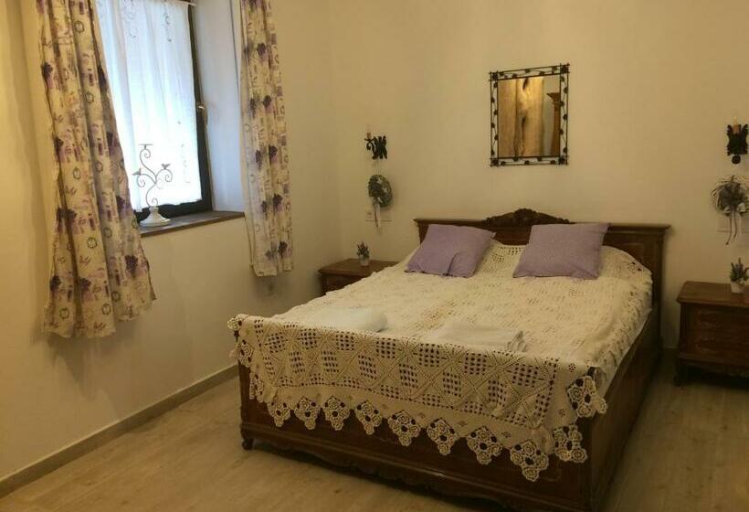 Апартаменты 1 Спальня, Villa Aromatique