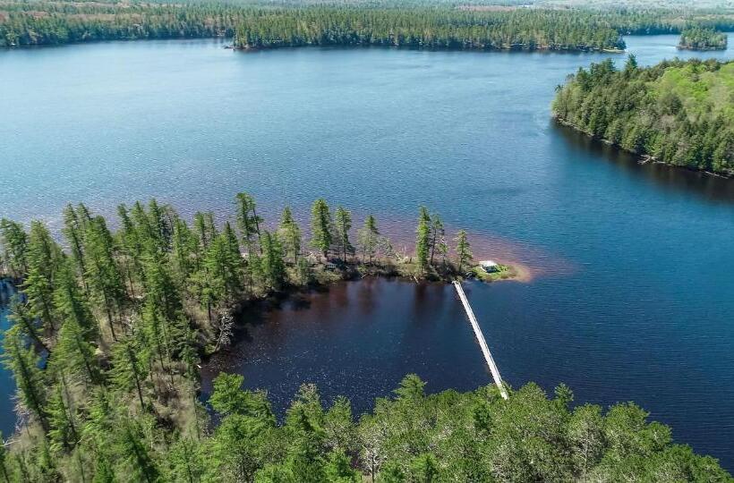 شاليه غرفة نوم واحدة, White Pine Camp