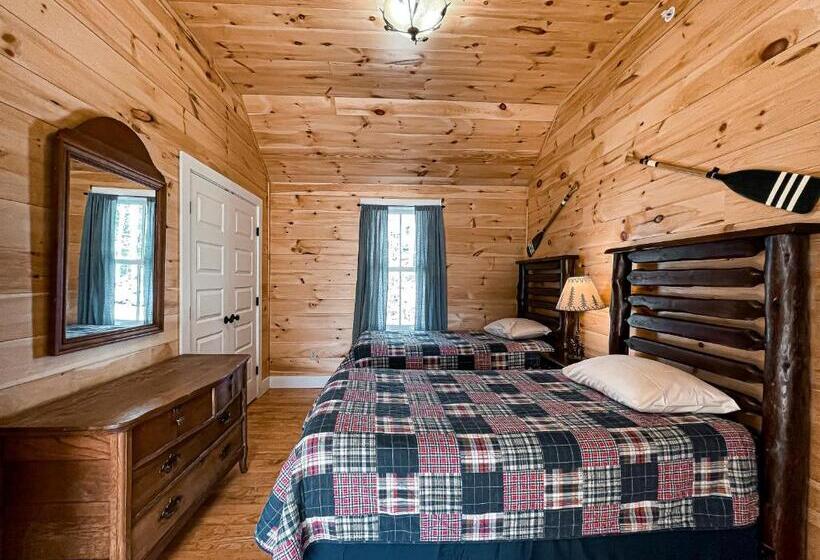 شقة غرفتين, White Pine Camp