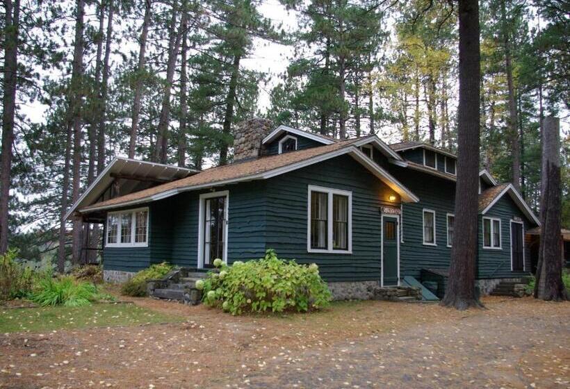 شقة ديلوكس غرفة واحدة, White Pine Camp