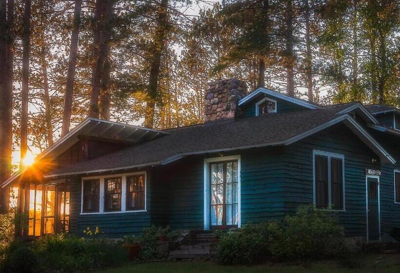 شقة ديلوكس غرفة واحدة, White Pine Camp