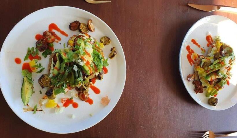 غرفة قياسية, The Green Monkey Lux Suite At The Grumpy Schnauzer B&b Private Hot Tub, Gym, Breakfast, Stunning!