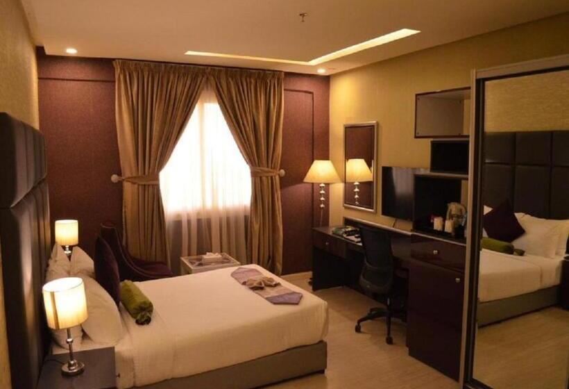 标准工作室, Nawa Madinah