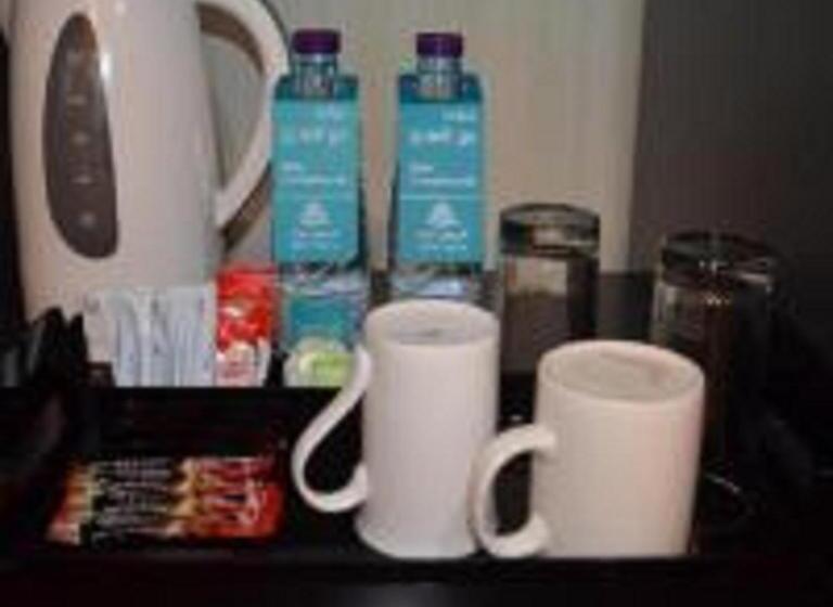 标准工作室, Nawa Madinah