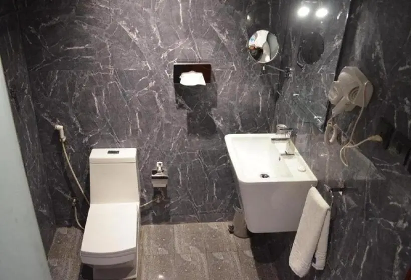 ジュニアスイート, Nawa Madinah