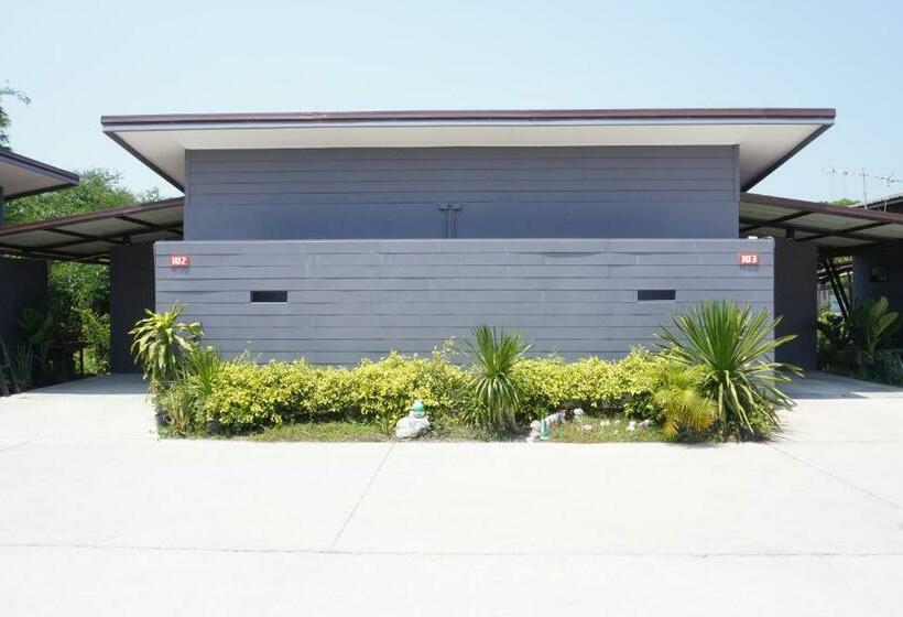 חדר סטנדרט עם מיטת קינג, กรณวรรณ รีสอร์ท