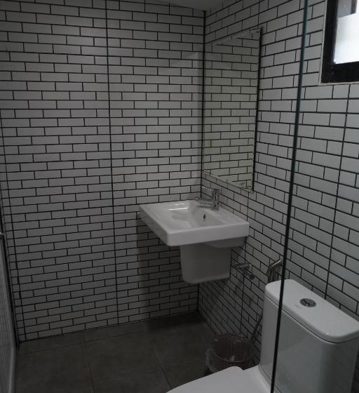 חדר סטנדרט עם מיטת קינג, กรณวรรณ รีสอร์ท