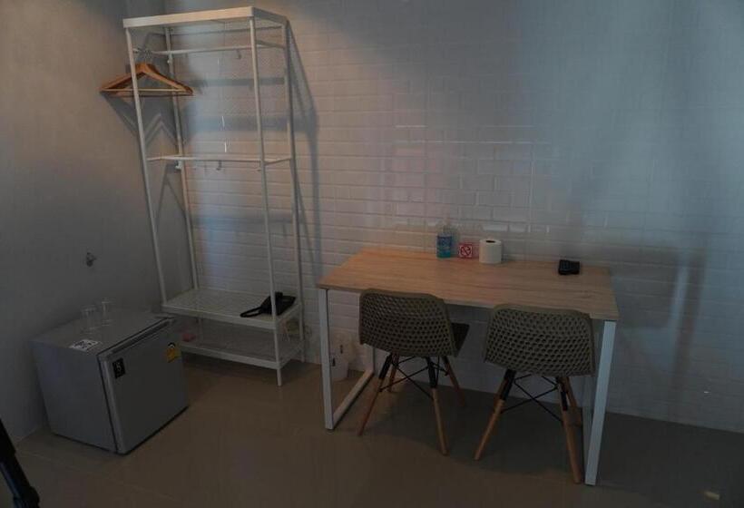 חדר סטנדרט עם מיטת קינג, กรณวรรณ รีสอร์ท