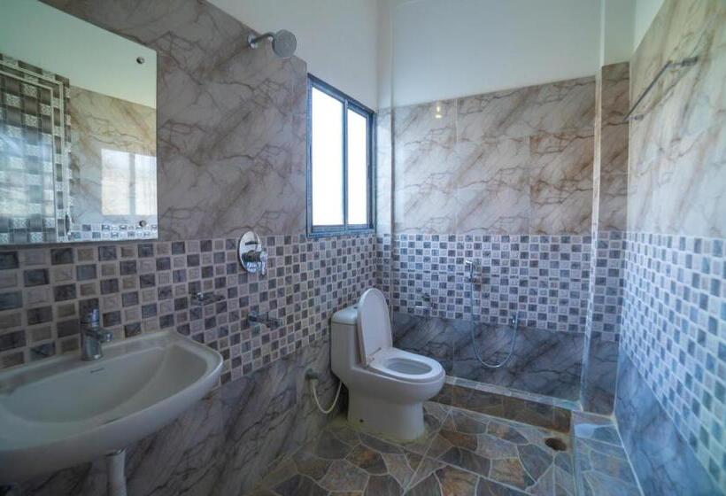 غرفة ديلوكس سرير كينج, Jungle Eco Mansion