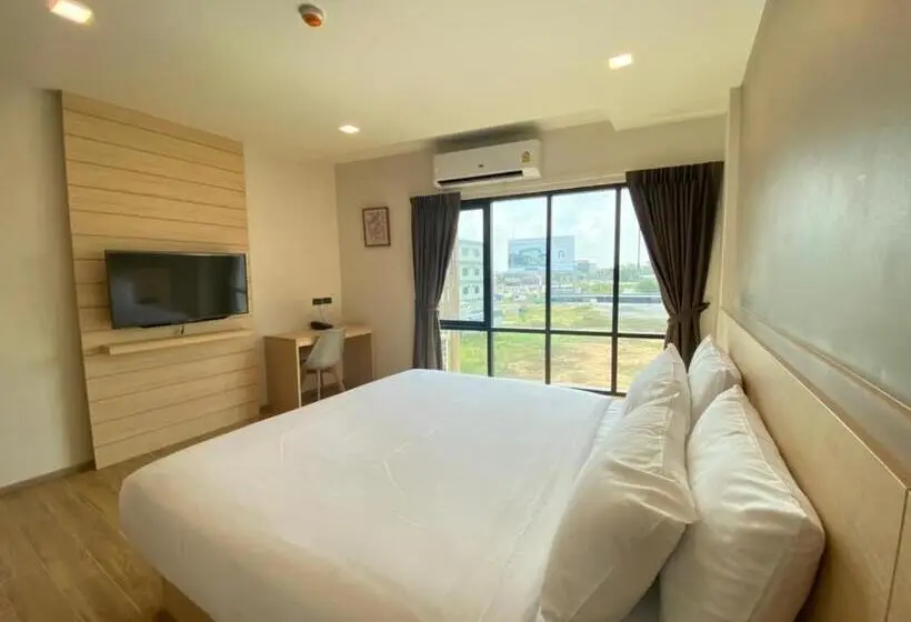 デラックスルーム, Mayuu Ayutthaya