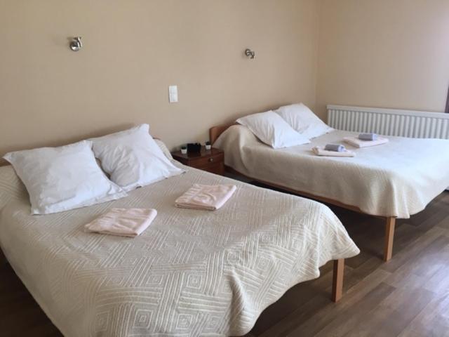 חדר משפחתי דלוקס, Mazin