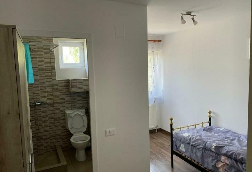 스탠다드 싱글 룸, La Stermin