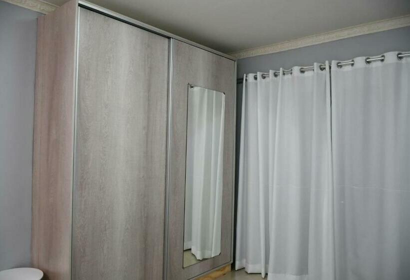 Familienzimmer, Ndlovu Palace