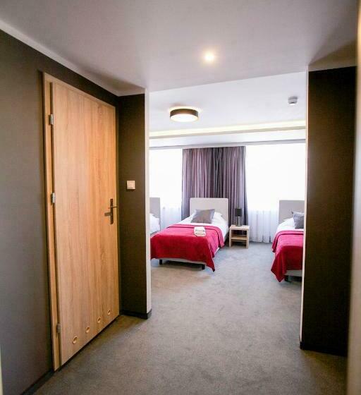 スタンダードトリプルルーム, Elba