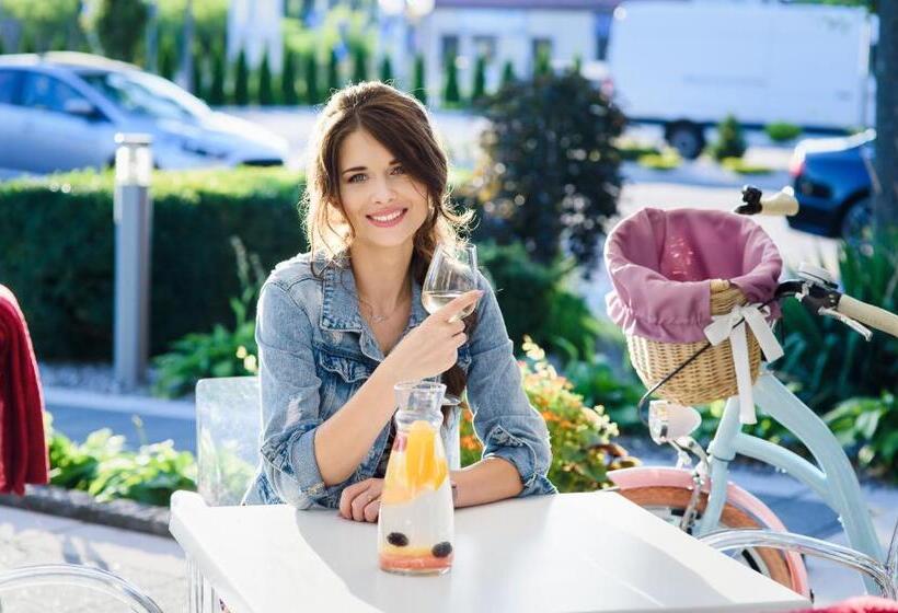 スタンダードトリプルルーム, Elba