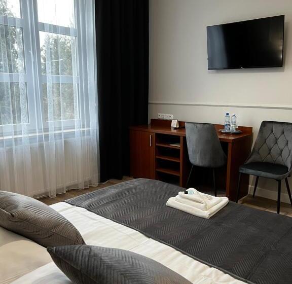 高级单人间, Nad Starą Nidą