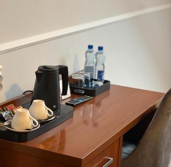 标准三人间, Nad Starą Nidą