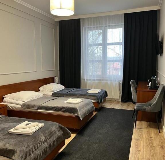 标准三人间, Nad Starą Nidą