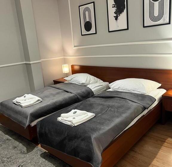 四人标准间, Nad Starą Nidą