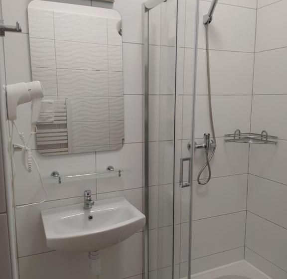 家庭间, Nad Starą Nidą