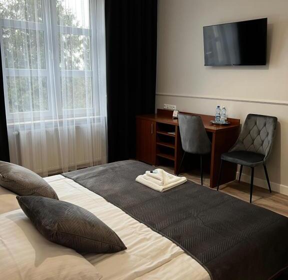 高级单人间, Nad Starą Nidą