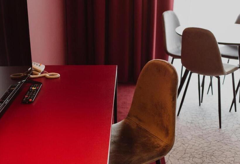 １ベッドルームのデラックスアパートメント, Arche Hotel Piła