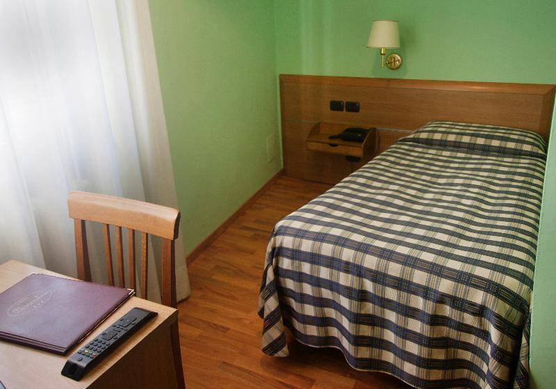 اتاق استاندارد یک نفره, Bernardino