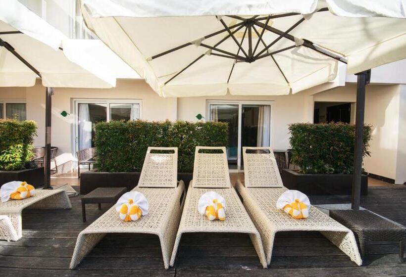 Camera Deluxe, Boracay Haven Resort