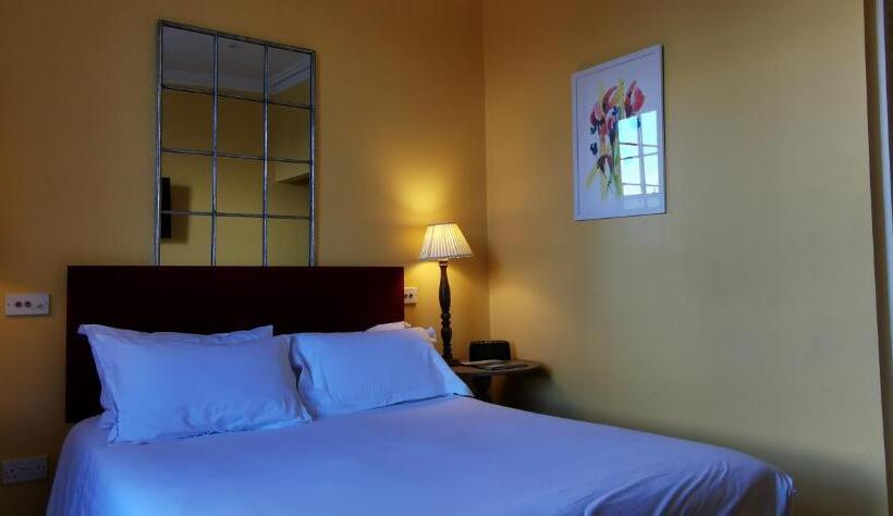 غرفة قياسية, Buccleuch And Queensberry Arms