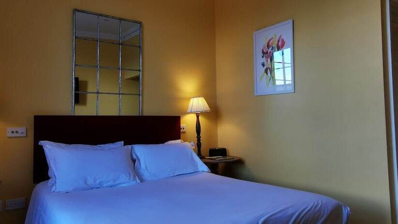 غرفة كلاسيكية, Buccleuch And Queensberry Arms