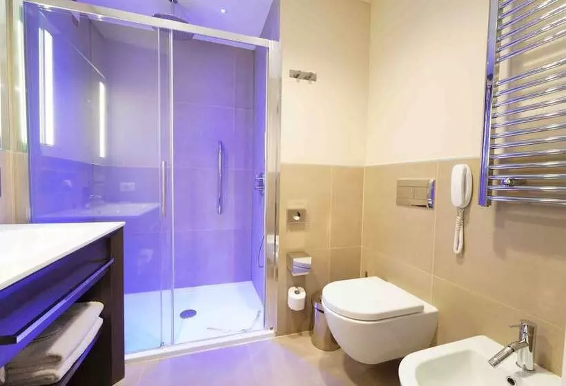 スタンダードルーム, Doubletree By Hilton Hotel Yerevan City Centre