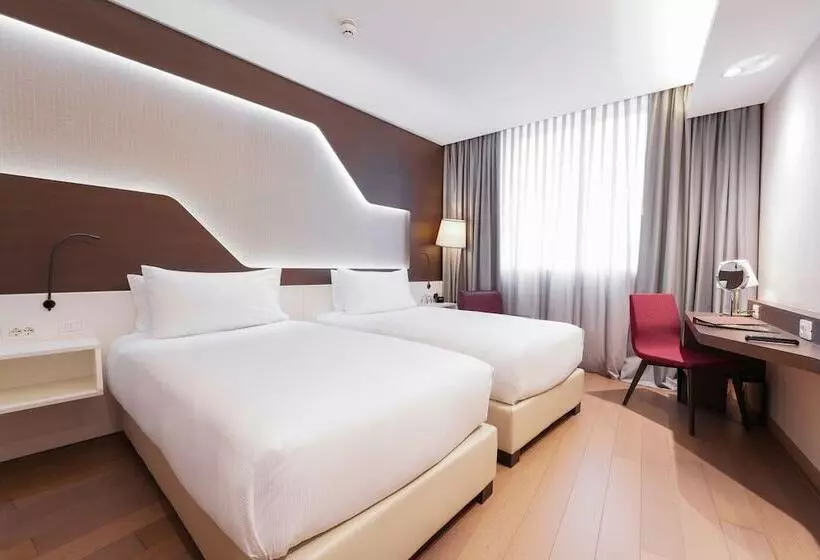 スタンダードルーム, Doubletree By Hilton Hotel Yerevan City Centre