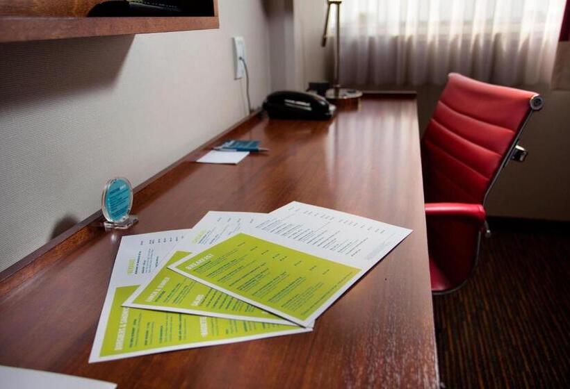 シングルデラックスルーム, Four Points By Sheraton Queretaro Norte