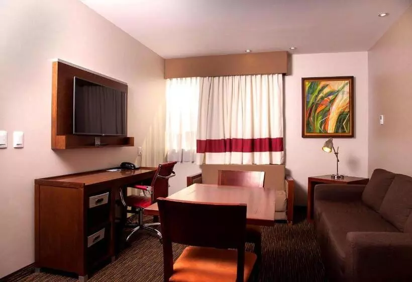エクゼクティブスイート２ベッドルーム, Four Points By Sheraton Queretaro Norte