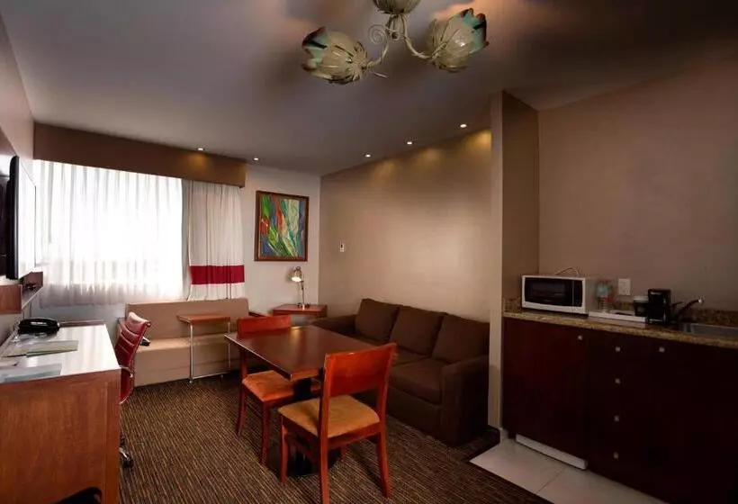 エクゼクティブスイート２ベッドルーム, Four Points By Sheraton Queretaro Norte