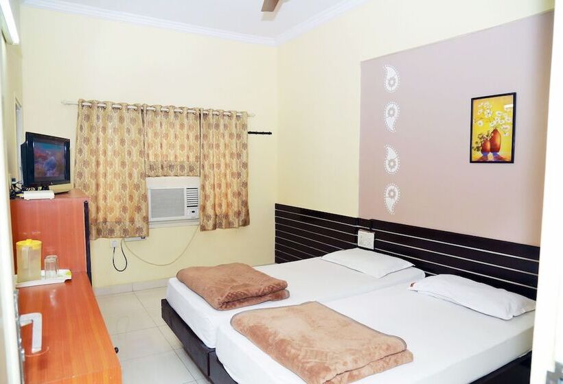 行政房间, Geetanjali