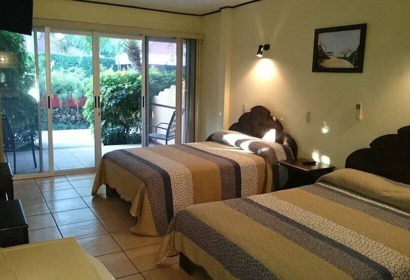 غرفه قياسيه سريرين مزدوجين, Mangaby